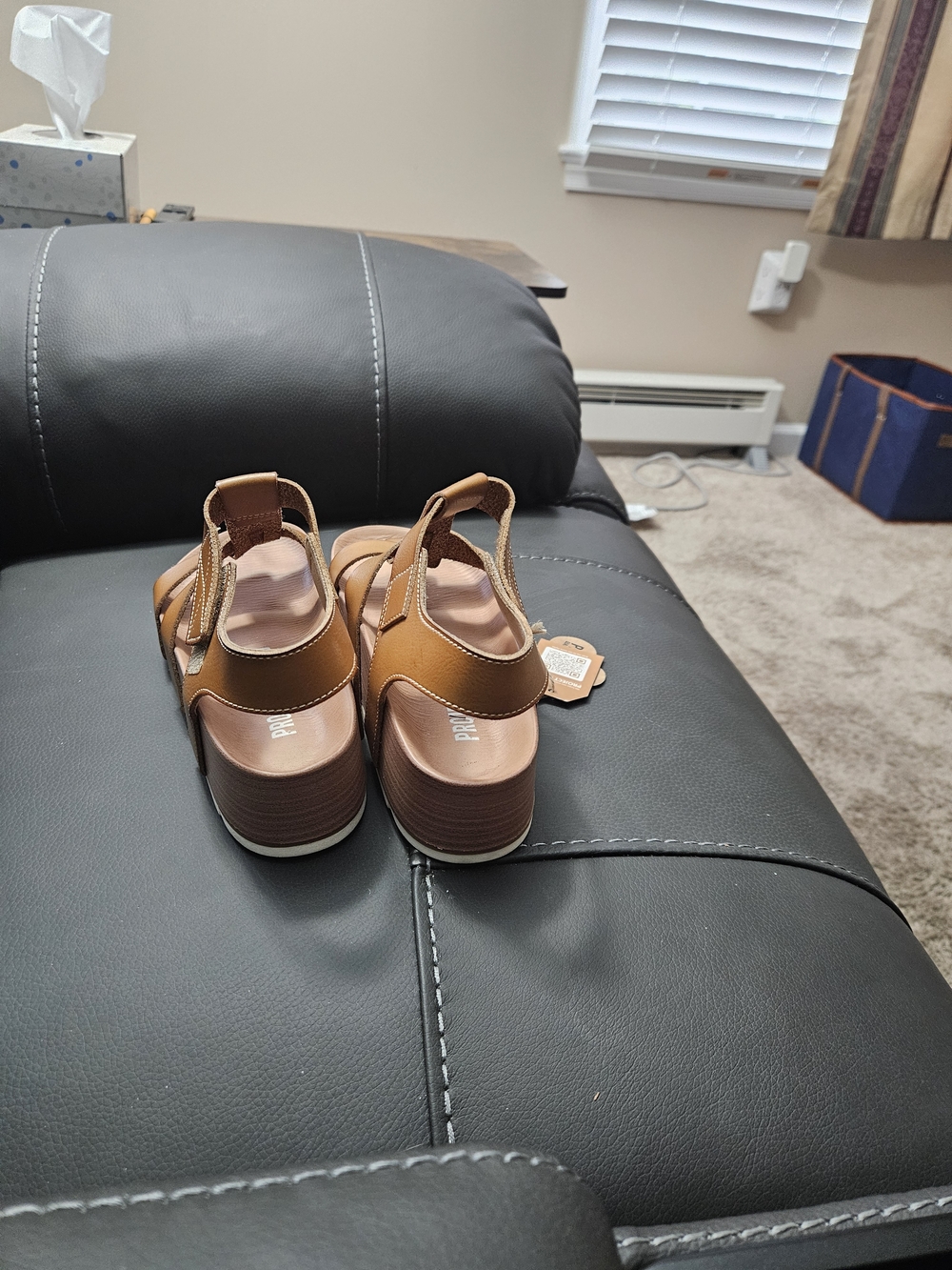 Project Cloud Women's Tan Strappy Platform Sandals - Picture 4 of 4
